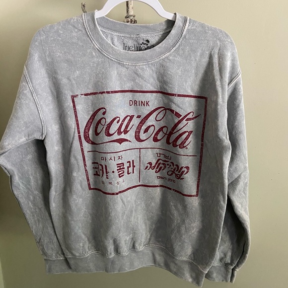 Korean Coca-Cola Vintage Inspired Sweatshirt XS - Picture 2 of 4